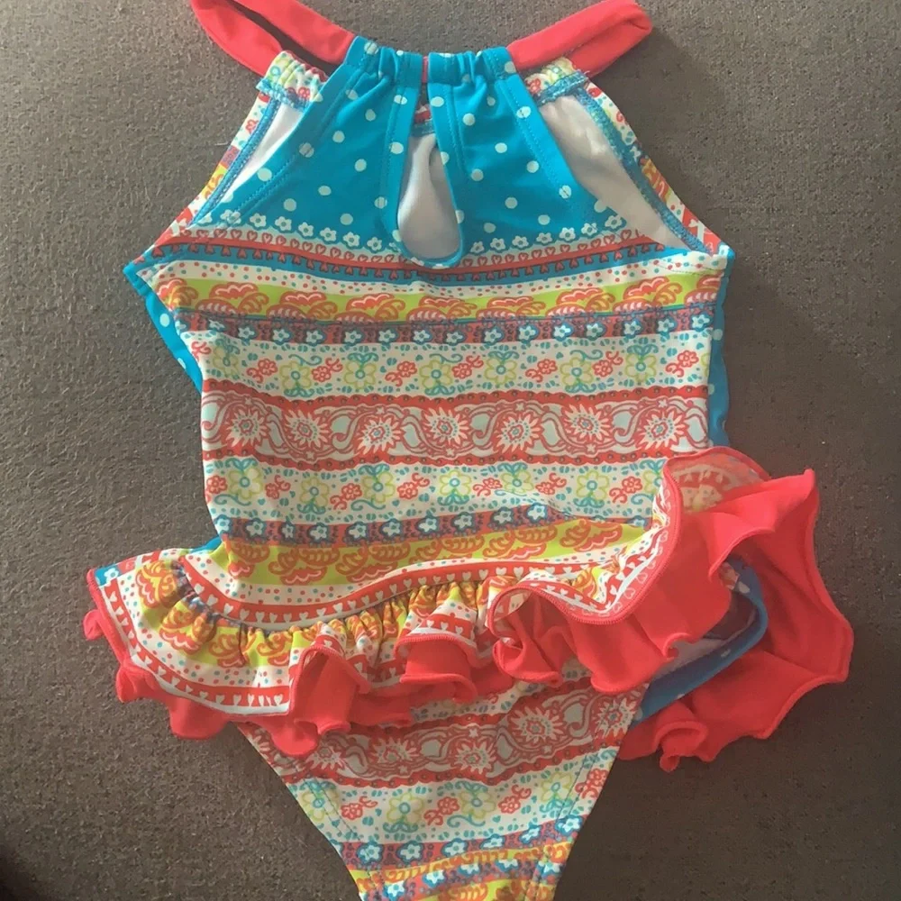 Girls Swimsuit - Picture 4 of 4